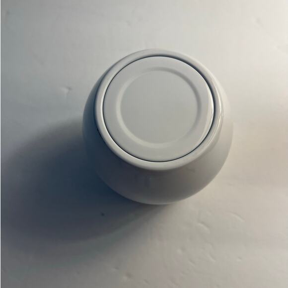 Best Wishes Gift Box with wine glass, candle, soap bath bomb and card - Picture 14 of 16